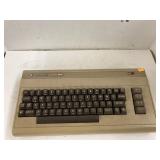 Vntg Commodore 64  computer (no cords)