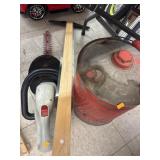 Gas Can, Hedger, T-Square