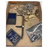 Pocket Knnife, Ammo, Misc Flat - no shipping
