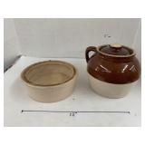 Roseville bowl and Crock, chip in lid