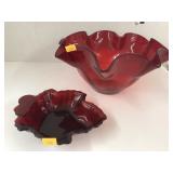 Vntg red Glass Bowls