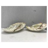 2 Ashtrays