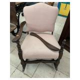 Vntg rocking chair, arm broken