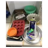 Bake-wear items, cake pans, Muffin tins