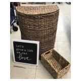 2 Baskets and sayings sign