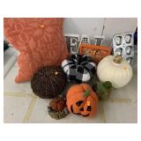 Autumn / Halloween Decor