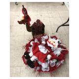 Mrs Claus Wreath in Wreath Container & Wooden