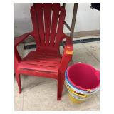 Kids plastic chair and 5 beach buckets