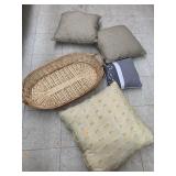 Basket and 4 pillows