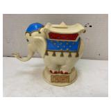 Vntg Sylvester play ï¿½n save elephant bank