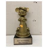Mickey Mouse ï¿½Best Boyfriendï¿½ statue