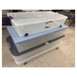 4 Totes / Storage Containers