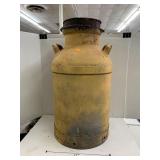 Dairymenï¿½s League Metal Milk Can