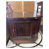 End Table w/ Storage