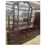 6 Drawer Dresser w/ Mirror