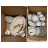 Montreuse Dish Set