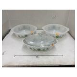 Glasbake bakeware 1,  1/2, & 2 Qt (chip on lid)