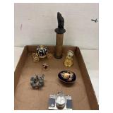 Vntg Timex collectible miniature camera clock /