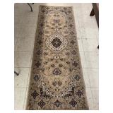 Prime Tan rug runner, approx 2.5ft x 7.5ft