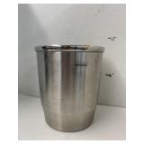 Trash can