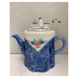 Tea service teapot