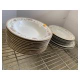 Bowls and plates, Farberware, Wellington,