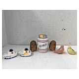 7 Salt Pepper Shakers