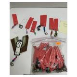 Zipper pulls