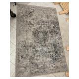 Rug, approx 6ft x 4ft