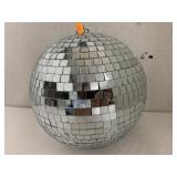 Disco Ball, Cracked