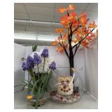 Flowers and decor