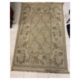 Area Rug approx Sz 42ï¿½ x 67ï¿½
