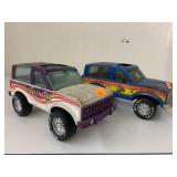 2 Nylint Metal Trucks