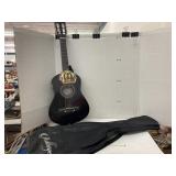 Ashthorpe model 21 mini guitar with case