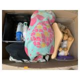 Box of towels, misc