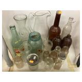 Vntg bottles, jars, & carafes