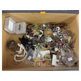Jewelry - Misc Lot