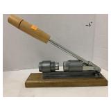 Adjustable Nut Cracker