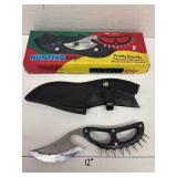 Knife w/ Leather Sheath