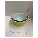 Pyrex Bowls
