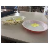 Pyrex Group Vntg Pie pan And Divided Dish