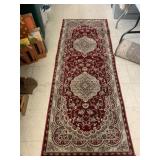 Red Rug Runner, approx 2.5ft x 7ft