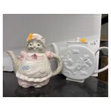 Vintage Ceramic Tea Pots
