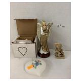Figurines and hearts