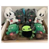Flat of Stuffed Halloween Toys, Working