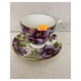 Teacup and saucer (saucer glued)