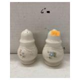 Pfaltzgraff salt/pepper shakers