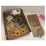 Lot of Vintage Jewelry