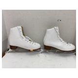 Figure skates size 10 1/3