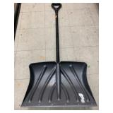 Snow shovel